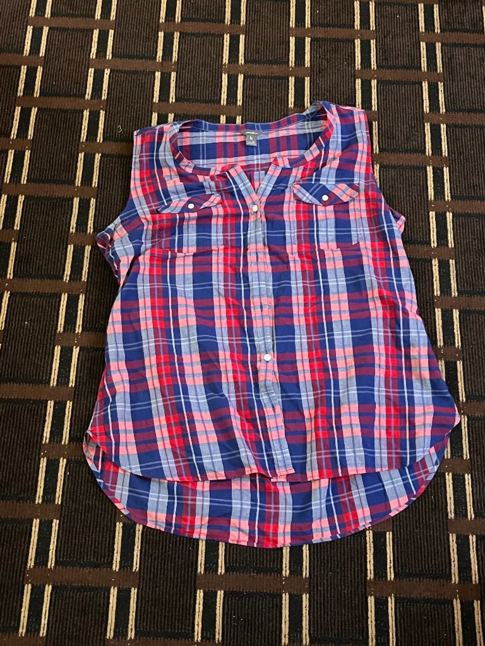 Women’s Eddie Bauer Plaid Blouse Shirt XL Red Blue Summer Round Neck (628)